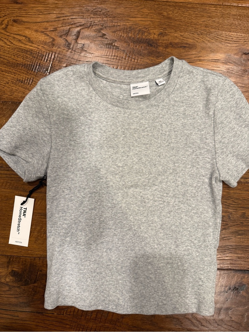 Aritzia TNA Home Stretch gray heather crop top